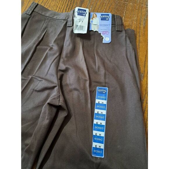New Misses Size 6M Riders Casuals by Lee Chocolate Brown Pants Cotton Eased Fit - Picture 5 of 5